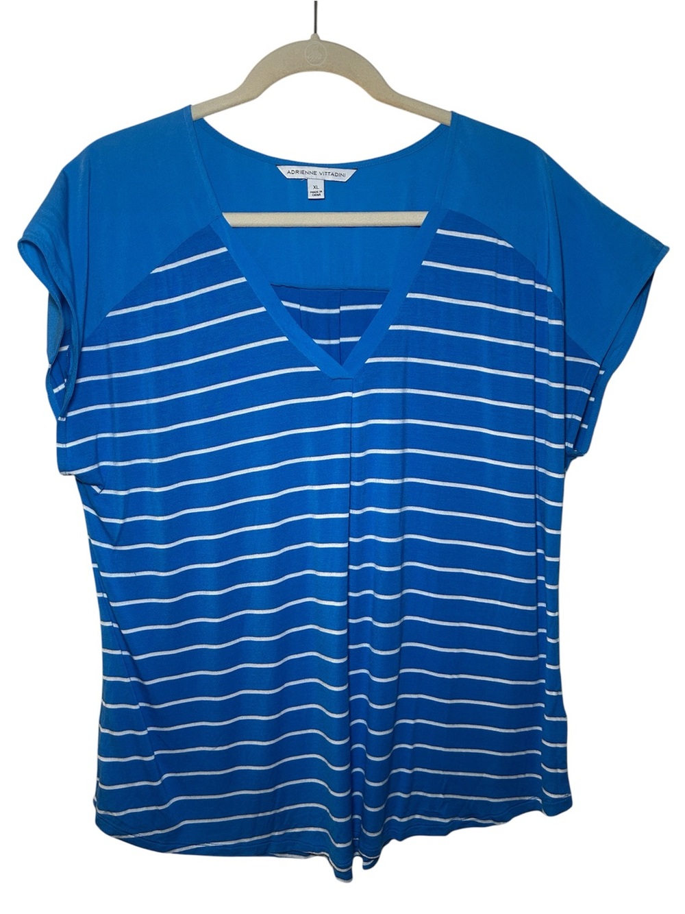 Adrienne Vittadini Blue Striped V-Neck Women's Top Short Sleeve Casual Work